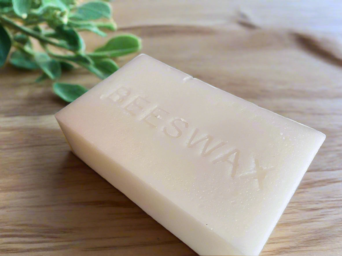 Bright Citrus | Natural Beeswax Candle with Organic Essential Oils - Poppy Natural