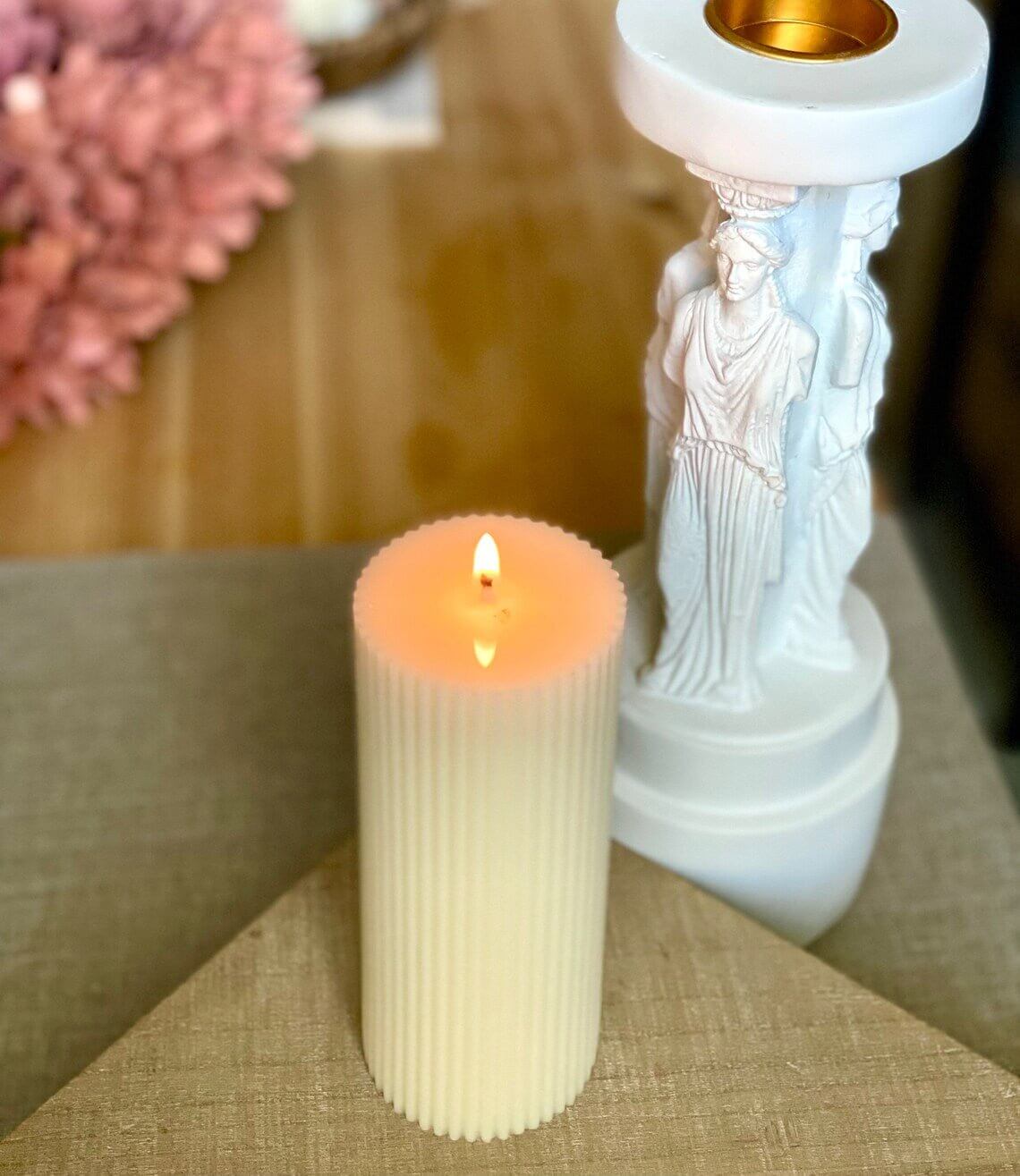 Minimalist Ribbed Candle - Poppy Natural